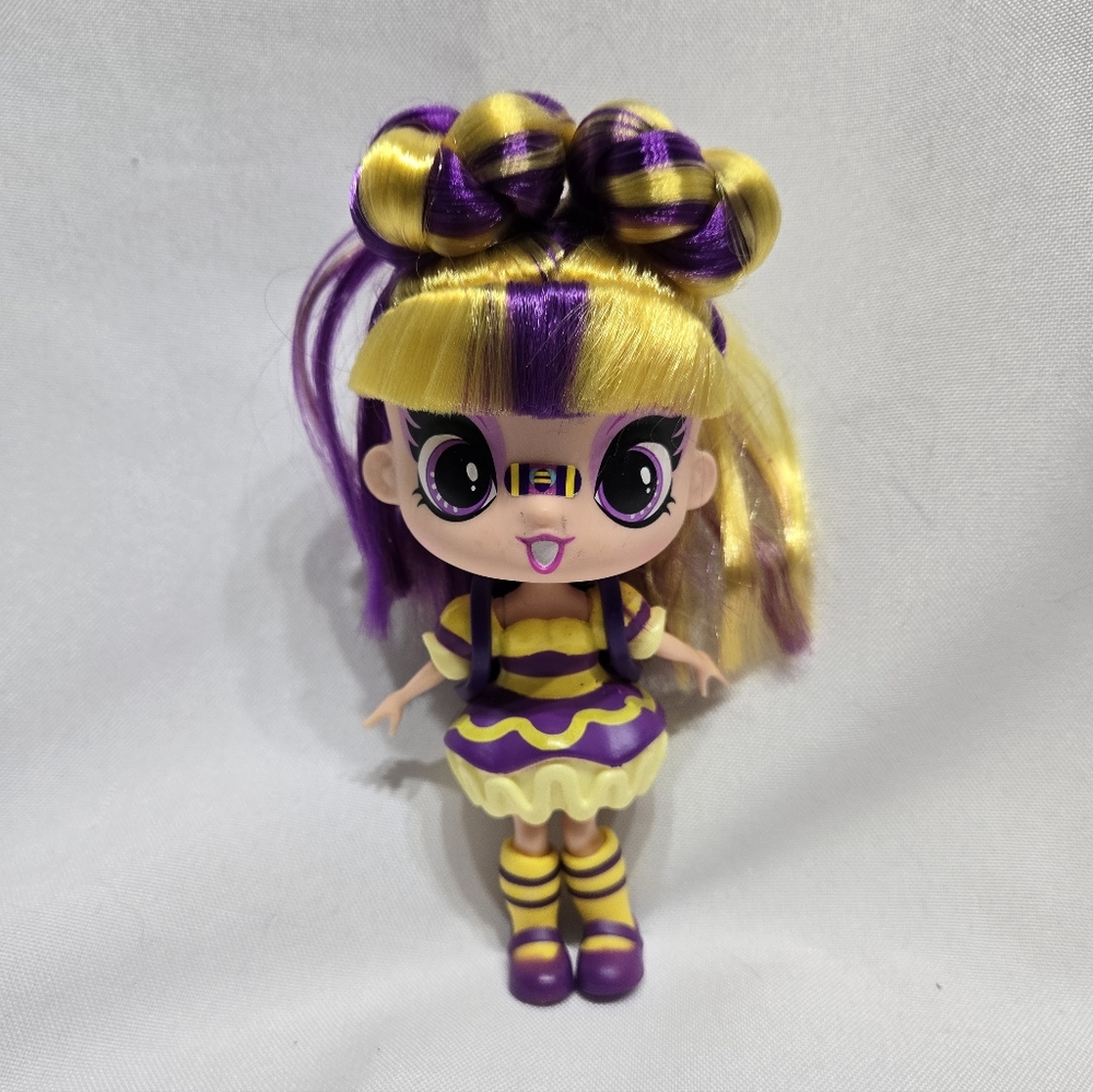 Buzzy doll Decora Girlz collectible mini series 1 Excellent Condition